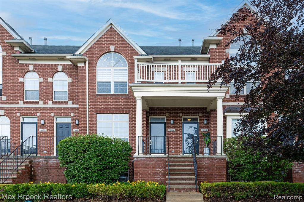 3086 Camden Drive - Photo 1