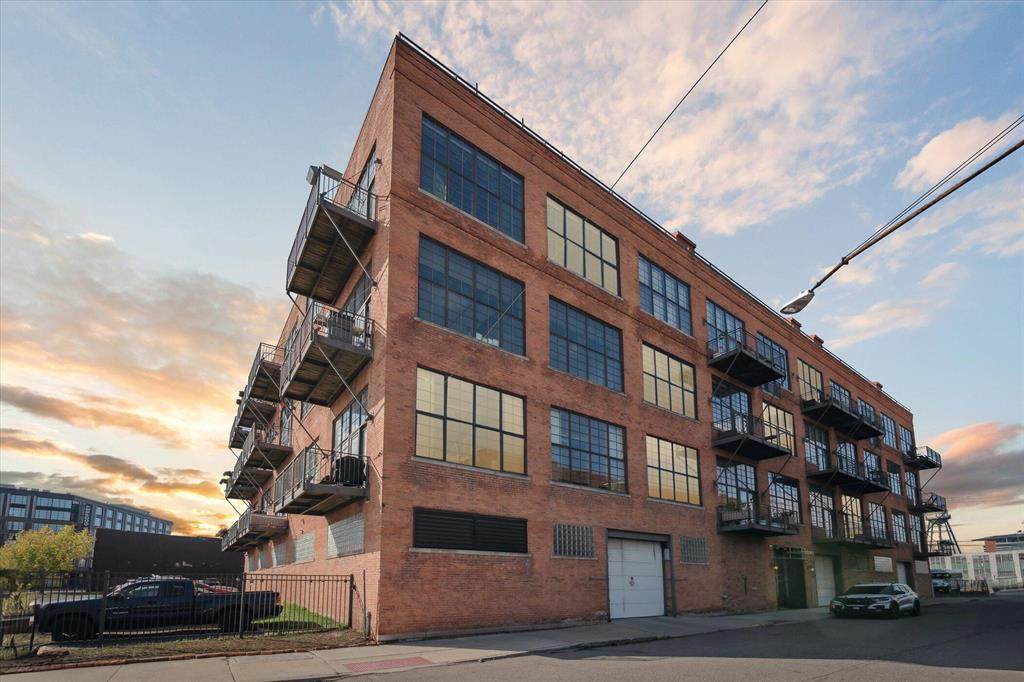 2003 Brooklyn Street - Photo 1