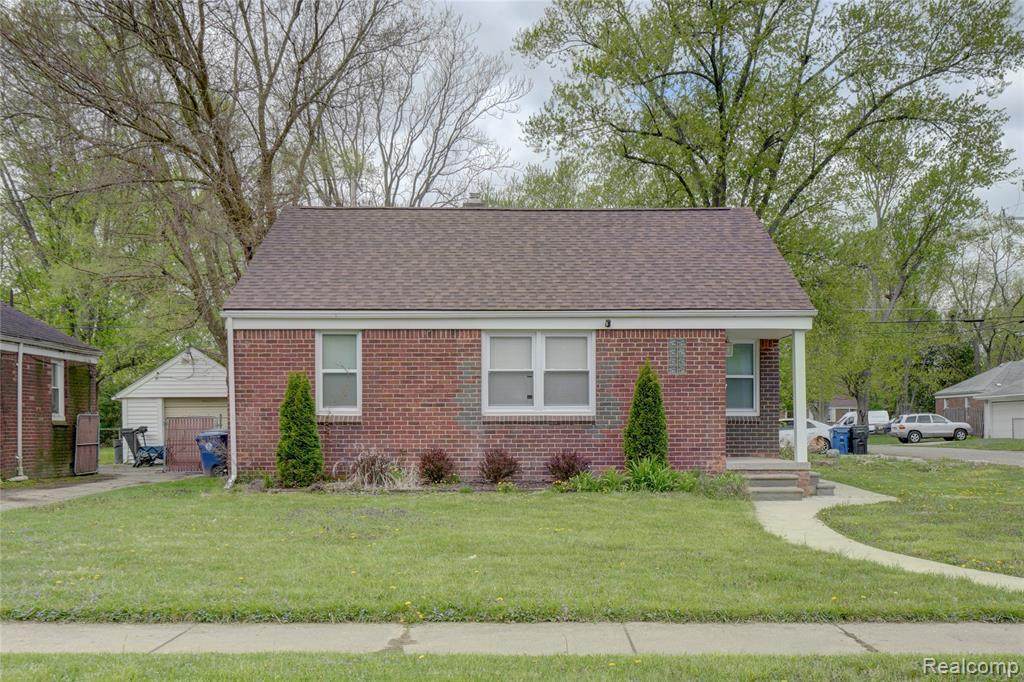 16661 Five Points Street - Photo 1