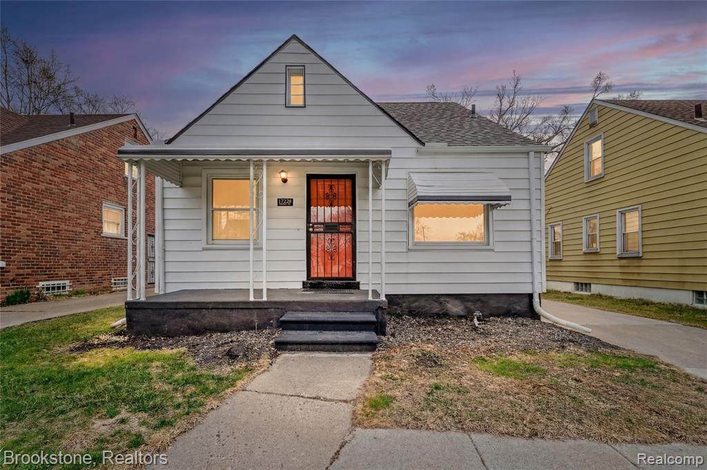 17228 Stout Street - Photo 1