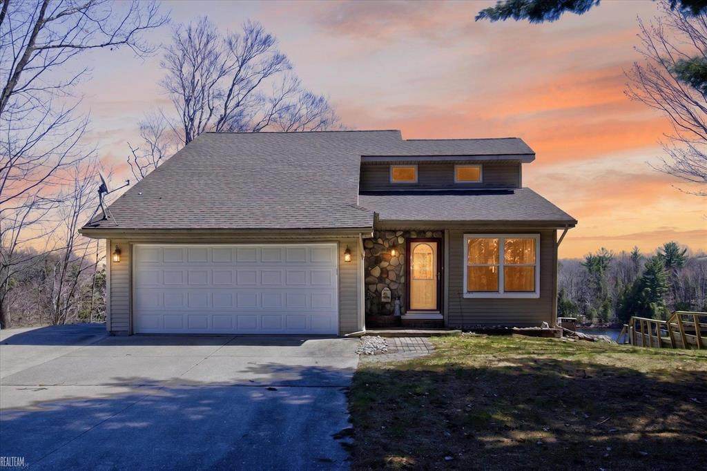 6258 Ginafred Shores Drive - Photo 1