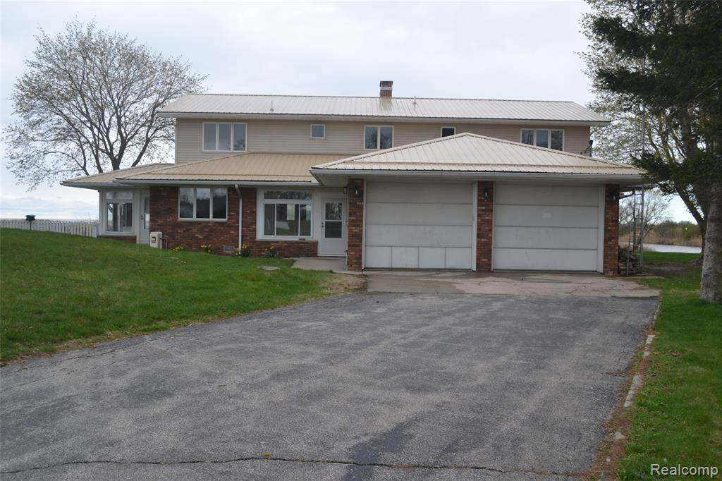 2216 Bay Ridge Drive - Photo 1
