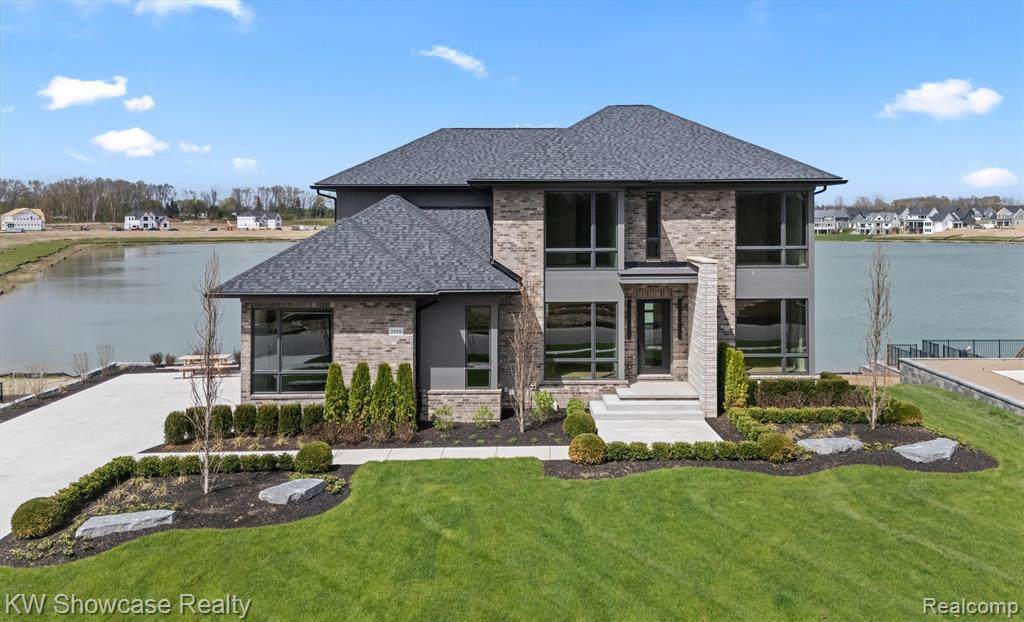 2559 Crystal Lake Drive - Photo 1