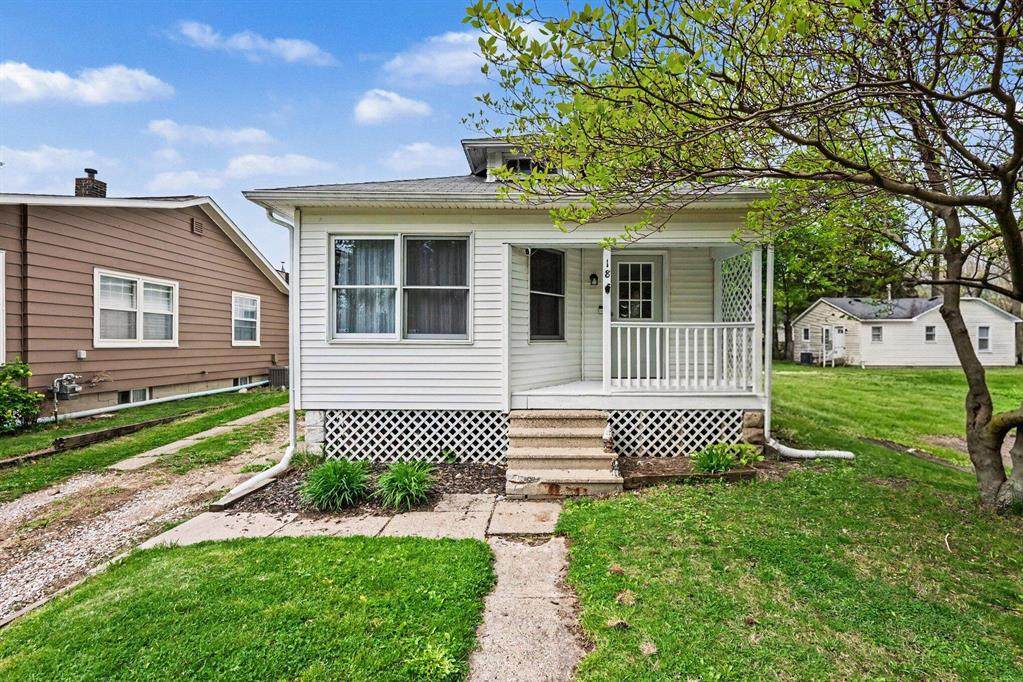 18 Blanche Avenue - Photo 1