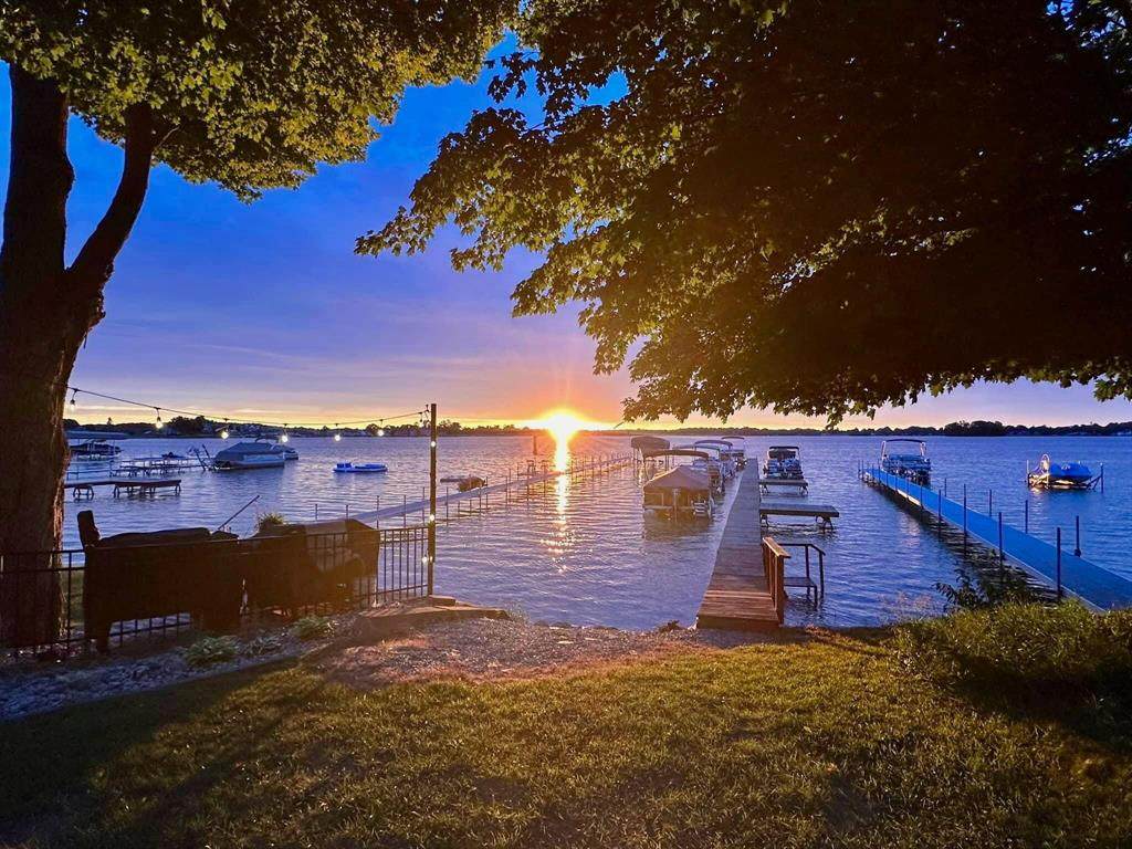 https://bt-photos.global.ssl.fastly.net/michigan/orig_boomver_1_654246536-2.jpg