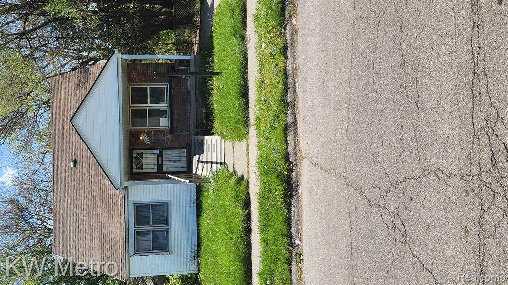 19355 Alcoy Street - Photo 1