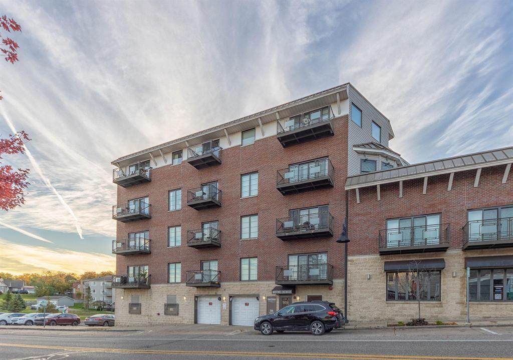 516 Williams Street - Photo 1