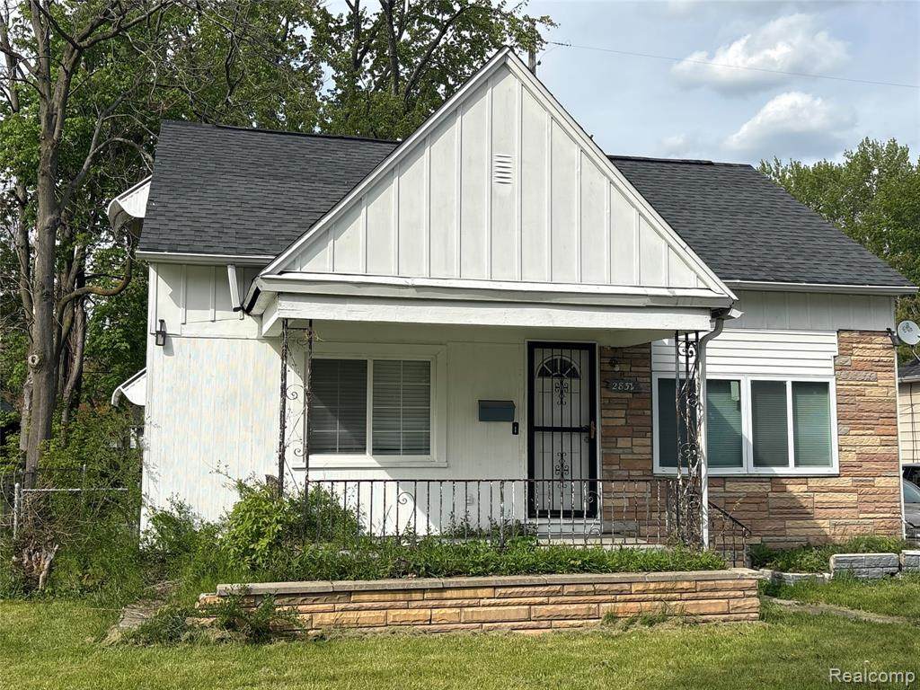 2832 Begole Street - Photo 1