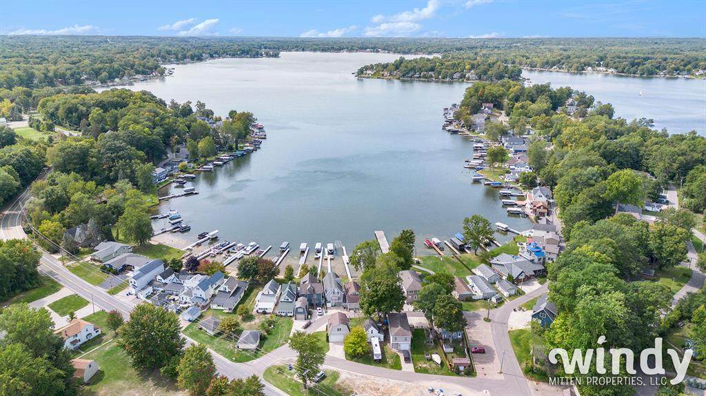 https://bt-photos.global.ssl.fastly.net/michigan/orig_boomver_1_654309345-2.jpg