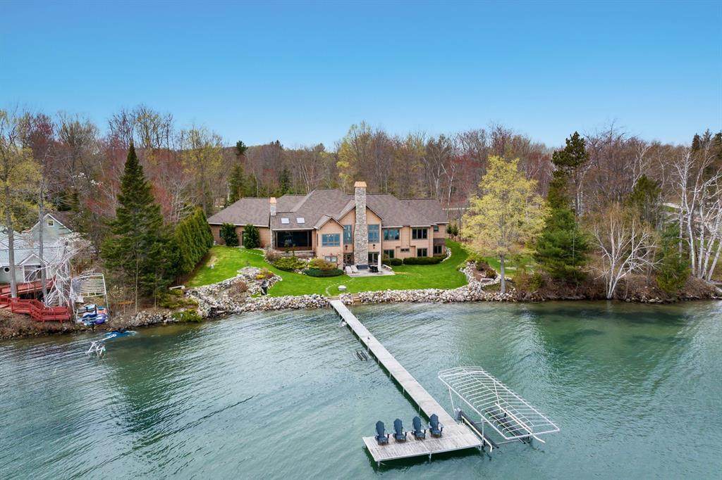 https://bt-photos.global.ssl.fastly.net/michigan/orig_boomver_1_654313716-2.jpg