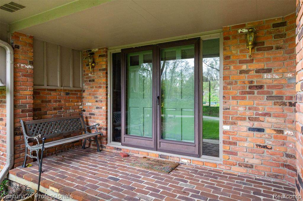 https://bt-photos.global.ssl.fastly.net/michigan/orig_boomver_1_654319462-2.jpg