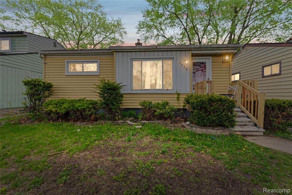 1229 Deacon Street - Photo 1
