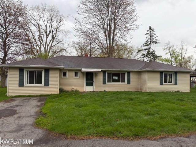 5439 River Road - Photo 1