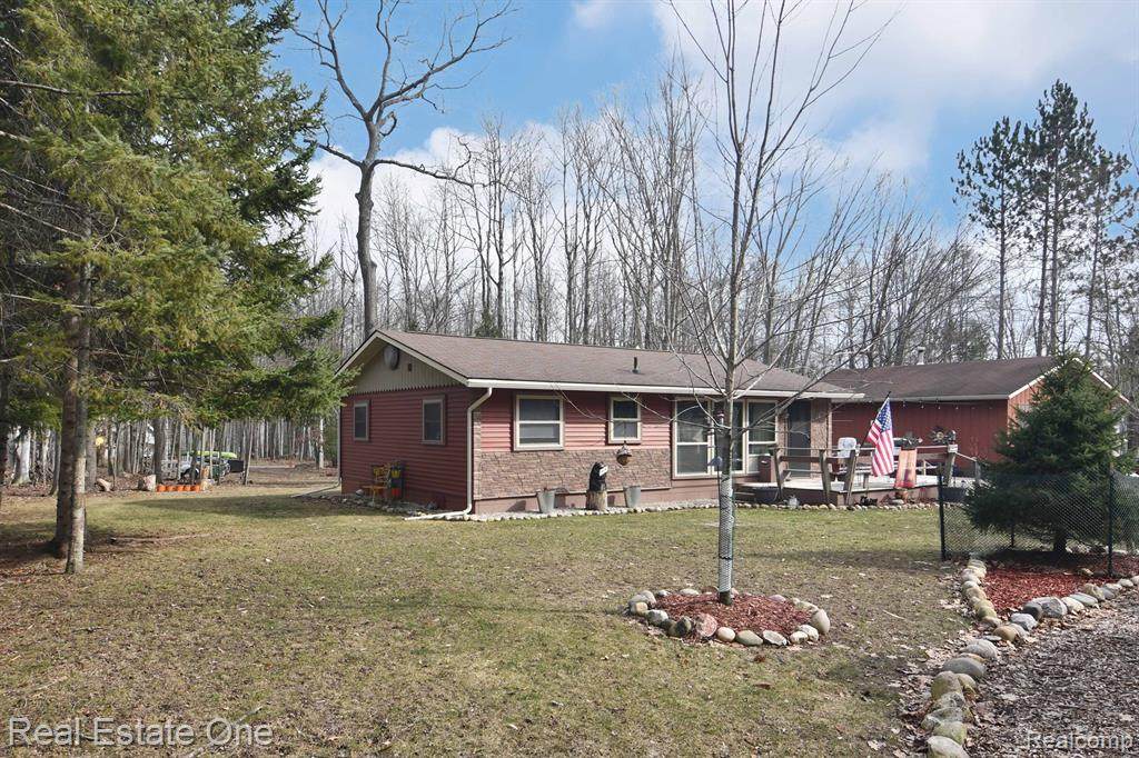 4084 Weasel Trail - Photo 1