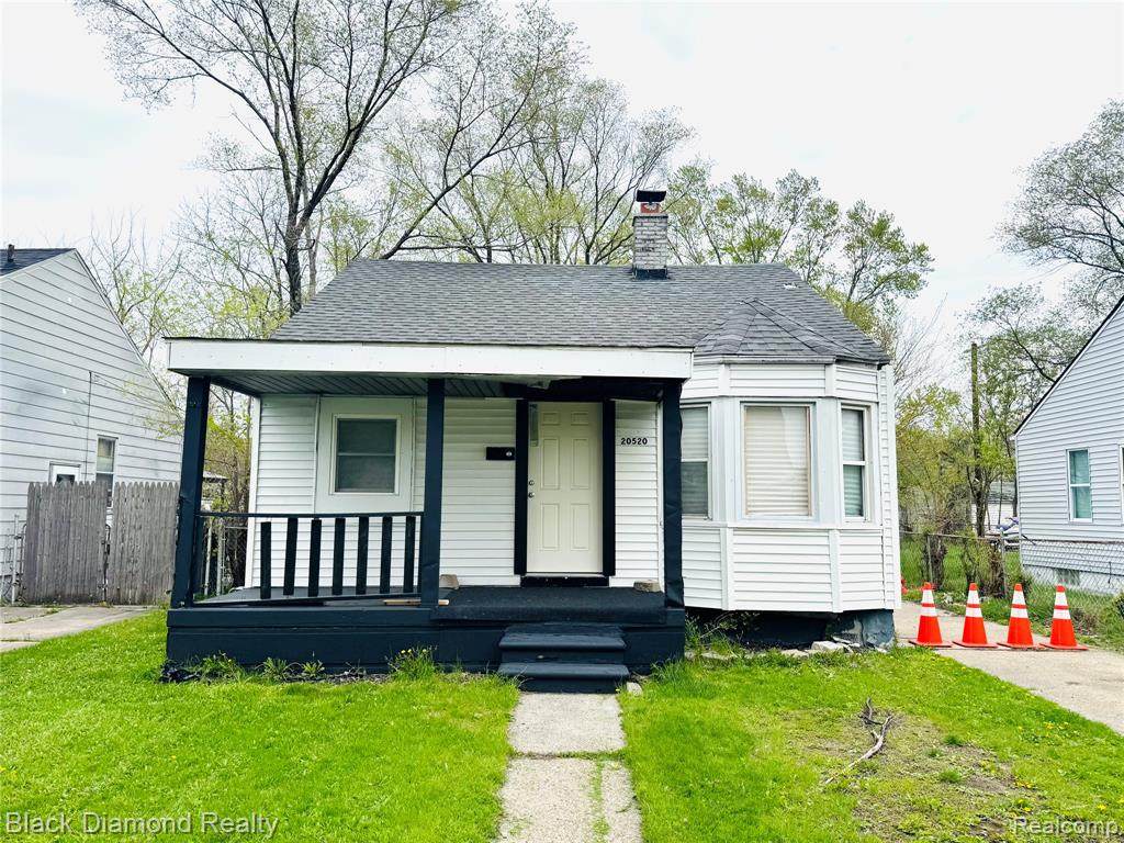 20520 Dresden Street - Photo 1