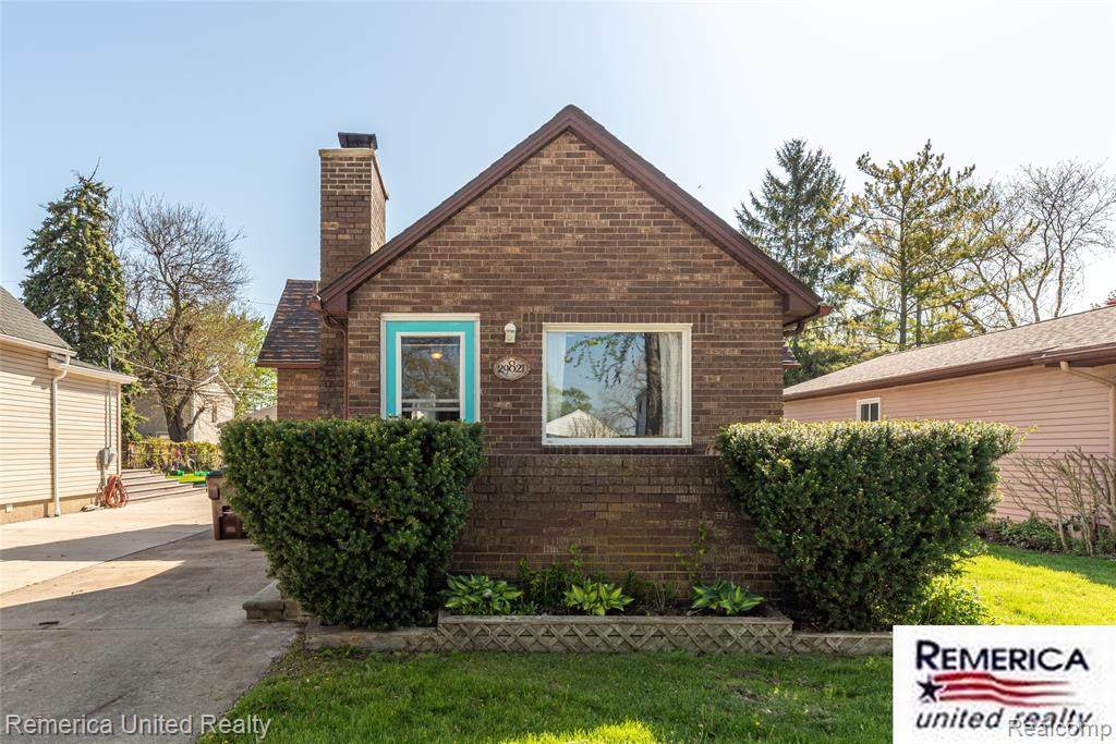 29821 Munro Street - Photo 1