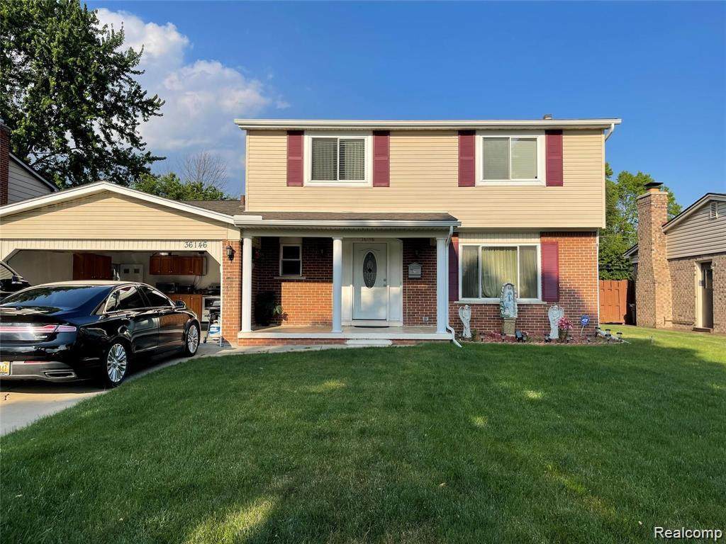 36146 Almont Drive - Photo 1