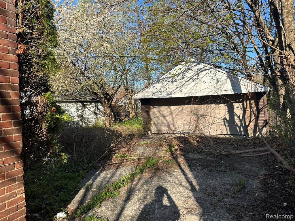 https://bt-photos.global.ssl.fastly.net/michigan/orig_boomver_1_654375352-2.jpg