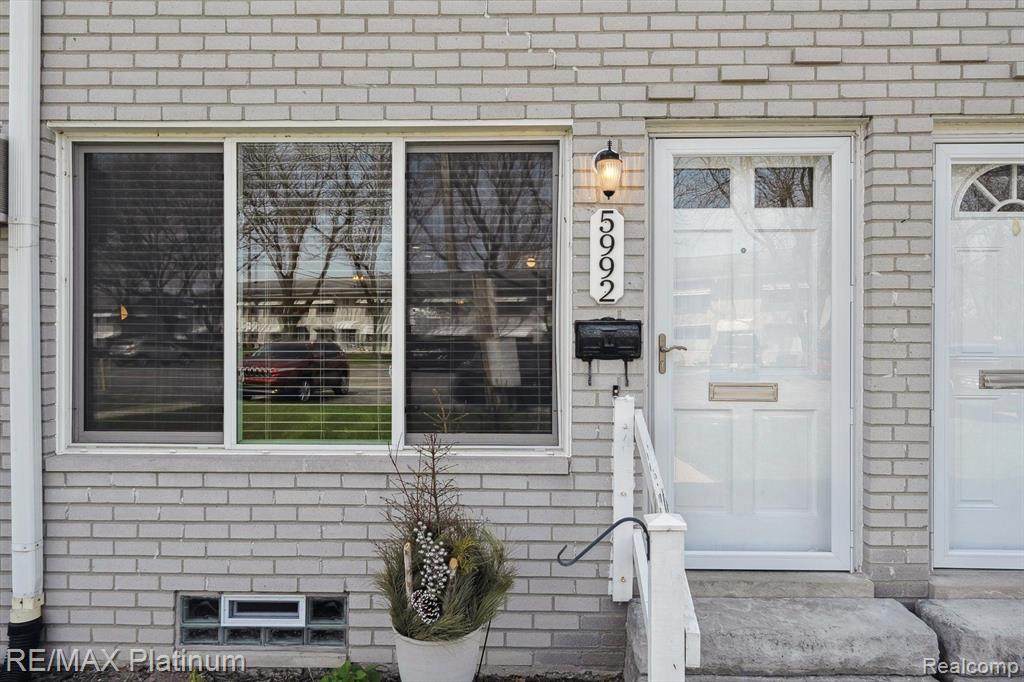 5992 Alan Drive - Photo 1