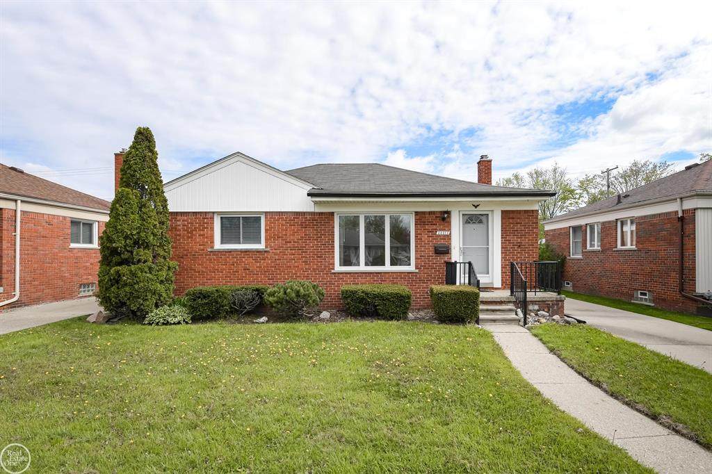 20313 Alger Street - Photo 1