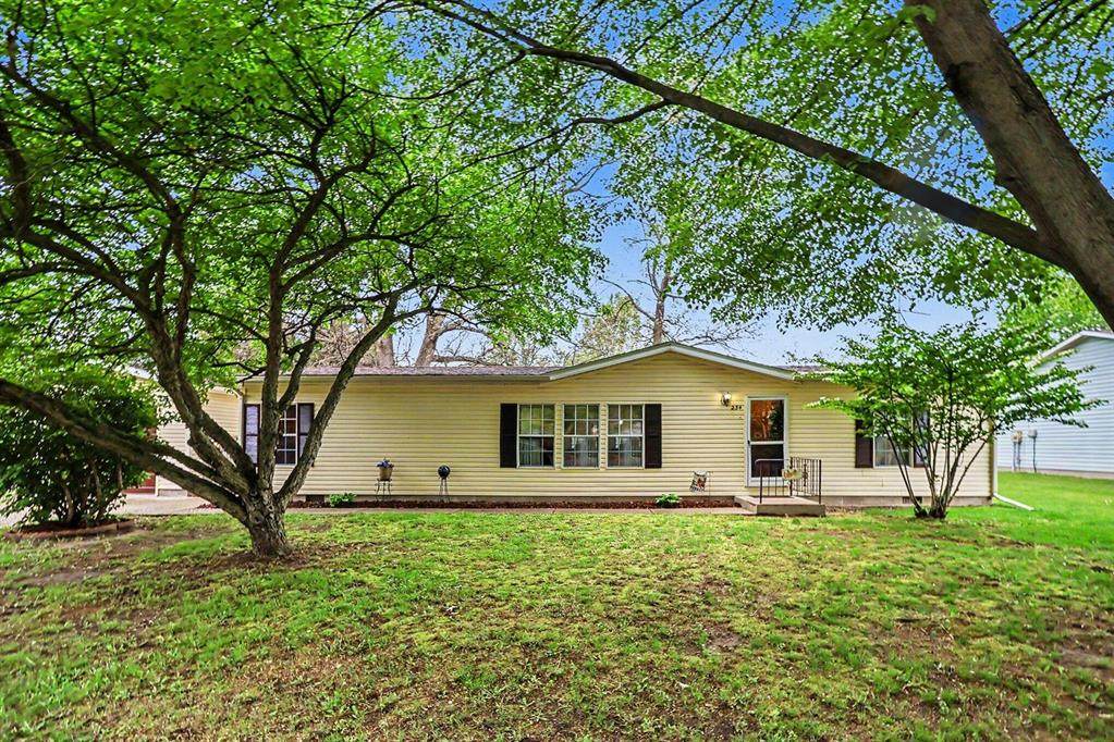 234 Birkhold Street - Photo 1