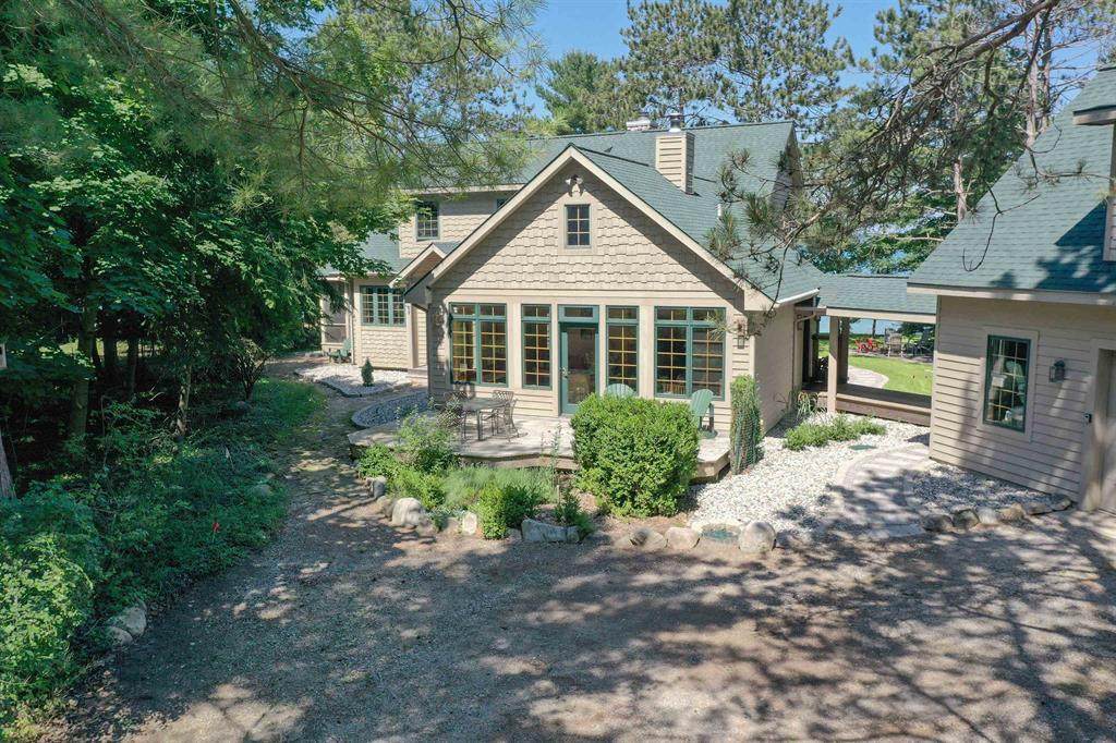 8431 Drake Lane - Photo 1