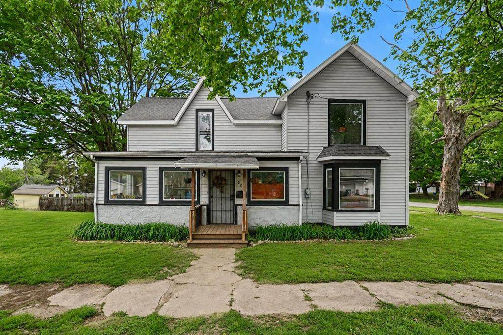 201 Clinton Street - Photo 1