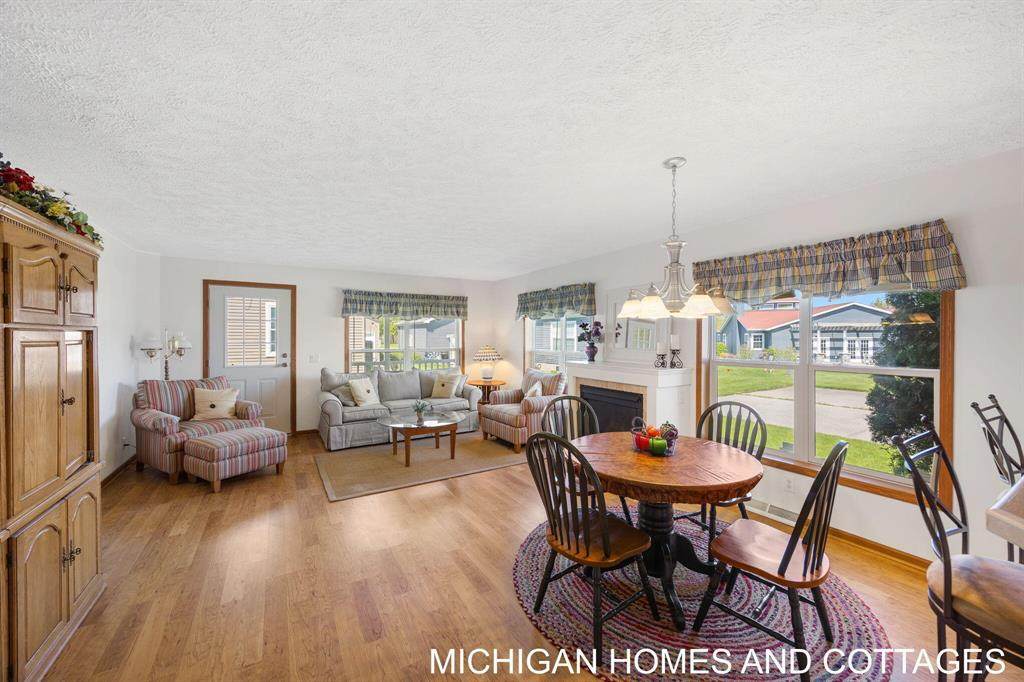 https://bt-photos.global.ssl.fastly.net/michigan/orig_boomver_1_654453499-2.jpg