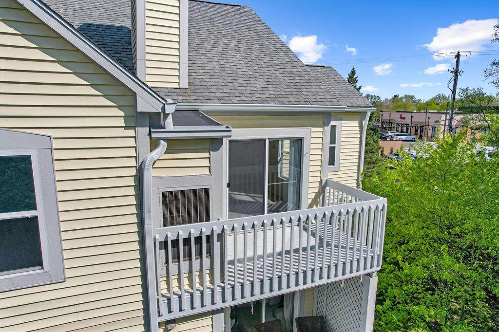 2201 Huron Parkway - Photo 1
