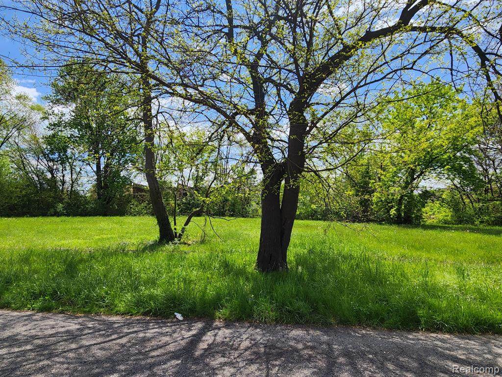 570 Westminster Street - Photo 1