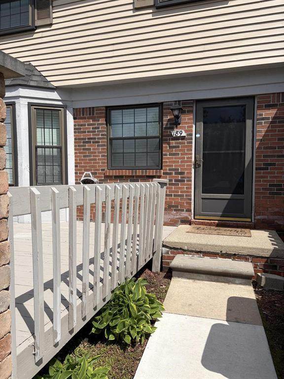 43419 Arbor Way - Photo 1