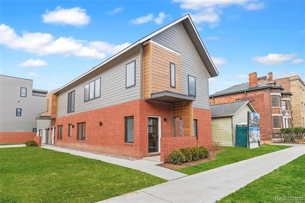 5216 Avery Street - Photo 1
