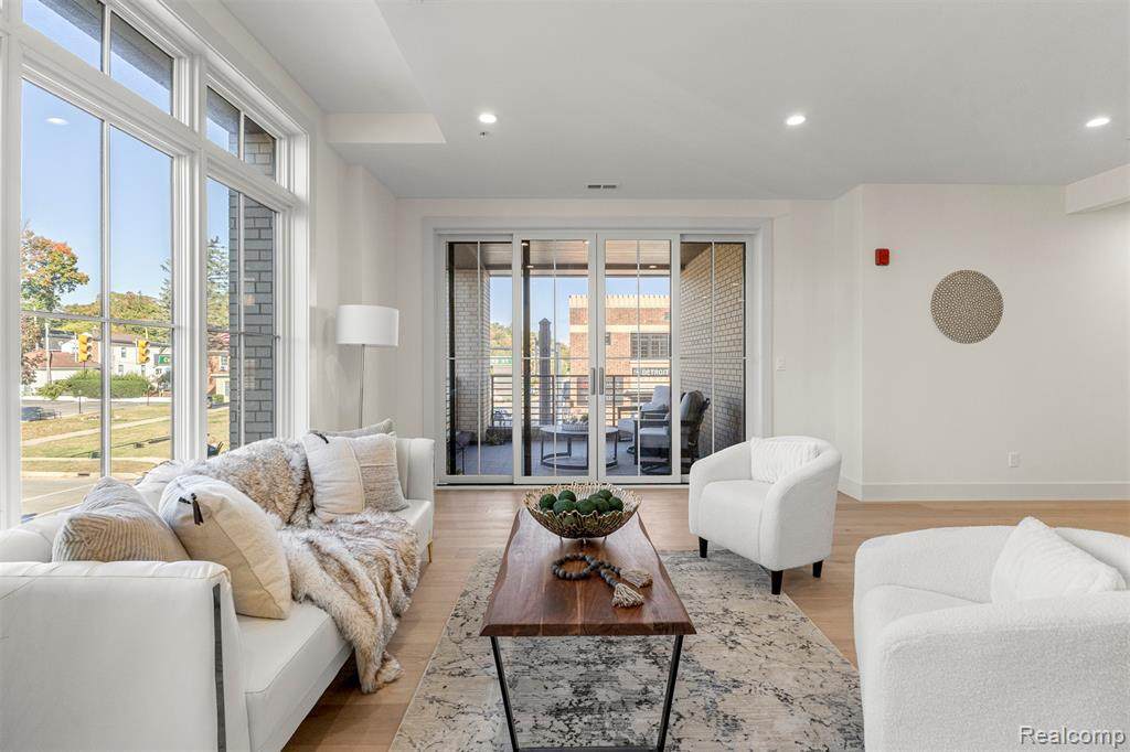 156 Center Unit 203 - Photo 1