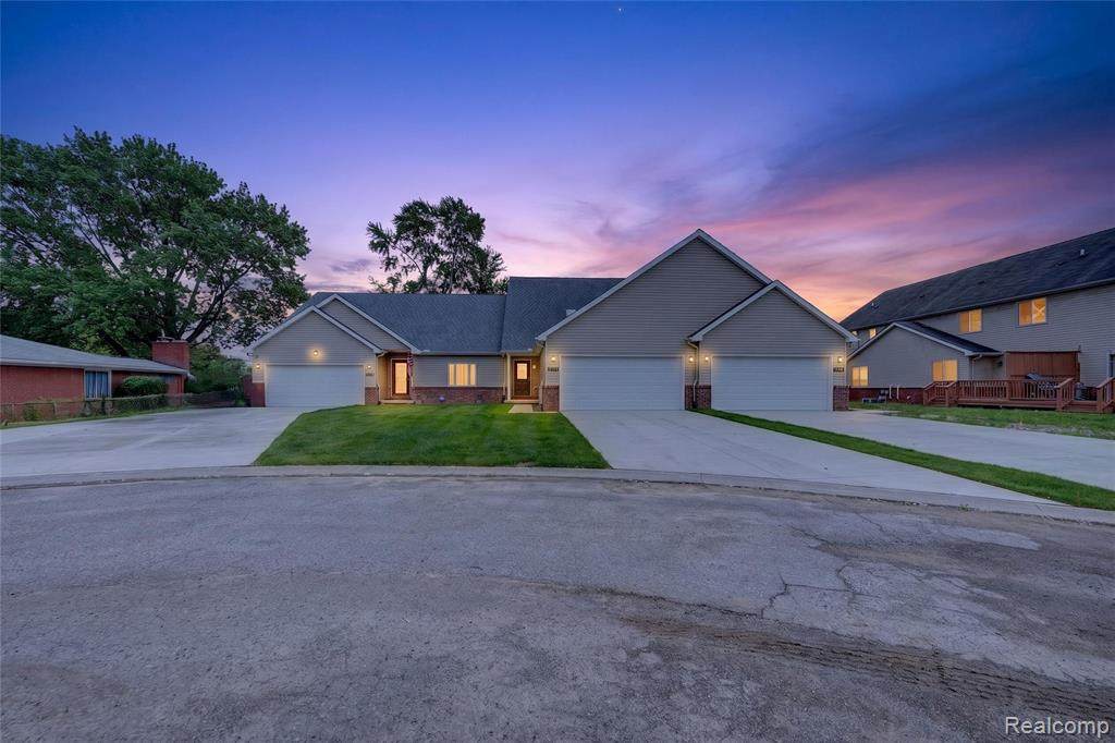 24784 Ashley Court - Photo 1