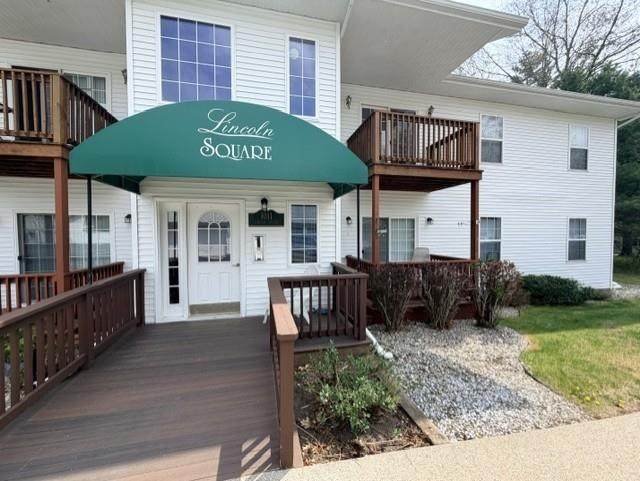 1011 Lincoln Street - Photo 1
