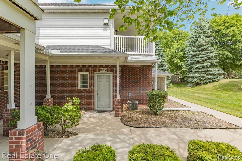 14286 Moravian Manor Circle - Photo 1