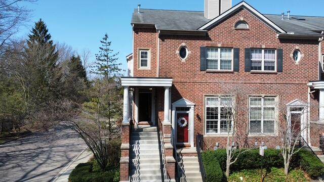 16874 Farmington Road - Photo 1