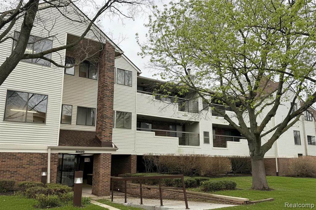 30450 Orchard Lake Road - Photo 1