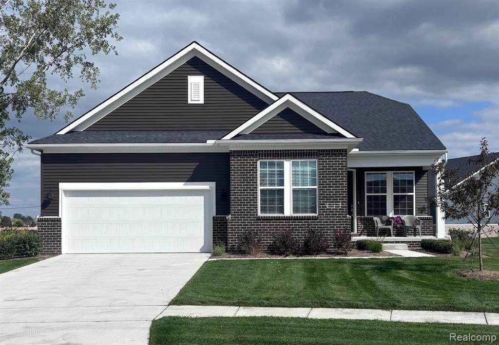 20601 West Kilburn Drive - Photo 1