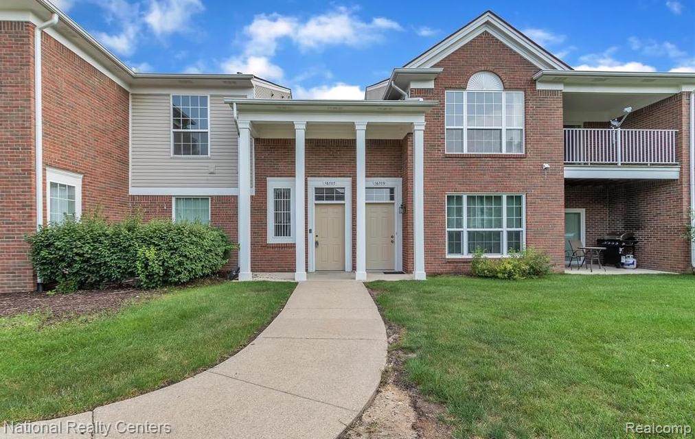 16707 Carriage Way - Photo 1
