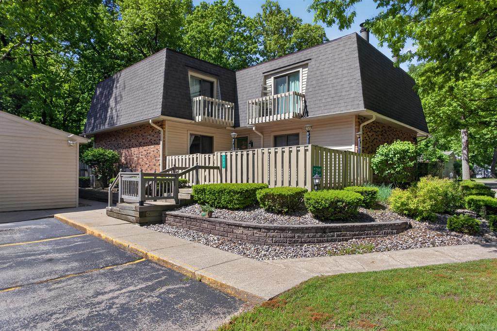 7047 Mckay Road - Photo 1
