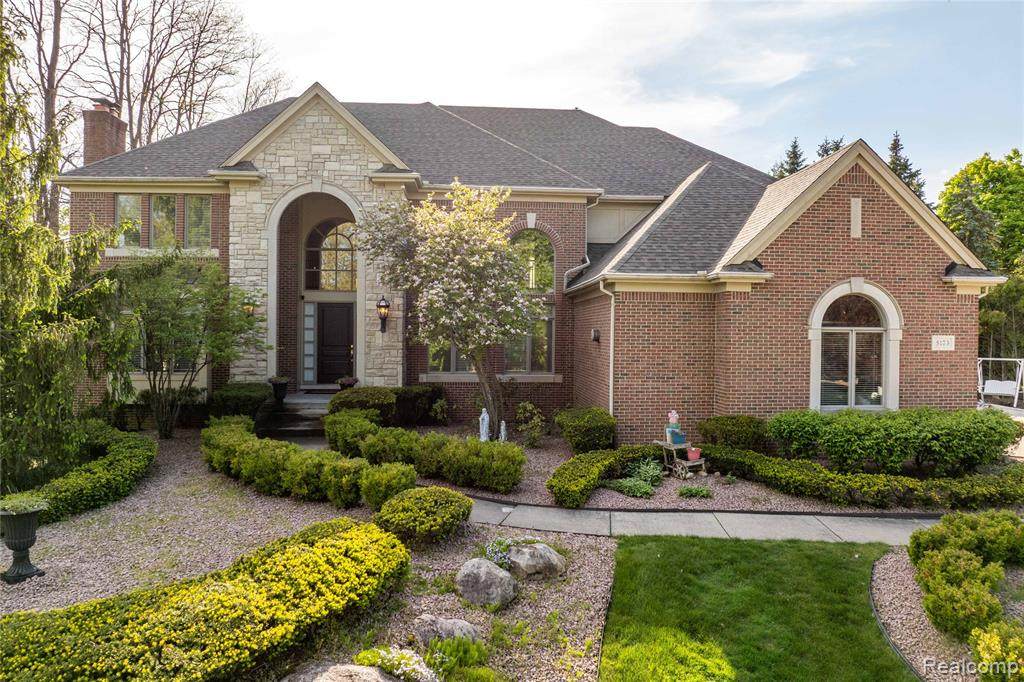 5173 Serena Drive - Photo 1