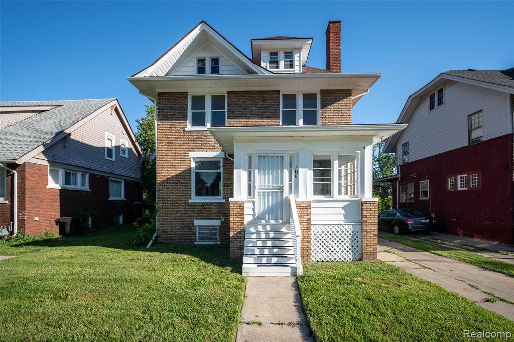 708 Webb Street - Photo 1