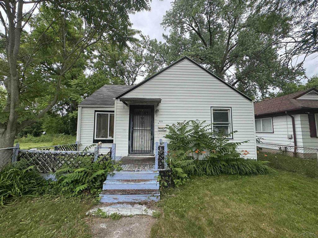 4115 Hess Avenue - Photo 1