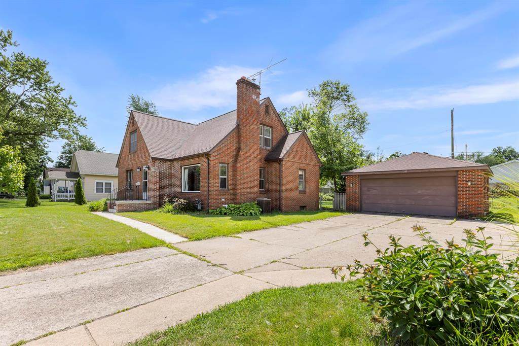 https://bt-photos.global.ssl.fastly.net/michigan/orig_boomver_1_661440353-2.jpg