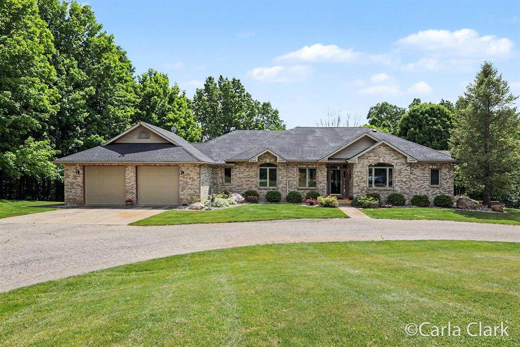 9899 Twelve Point Drive - Photo 1