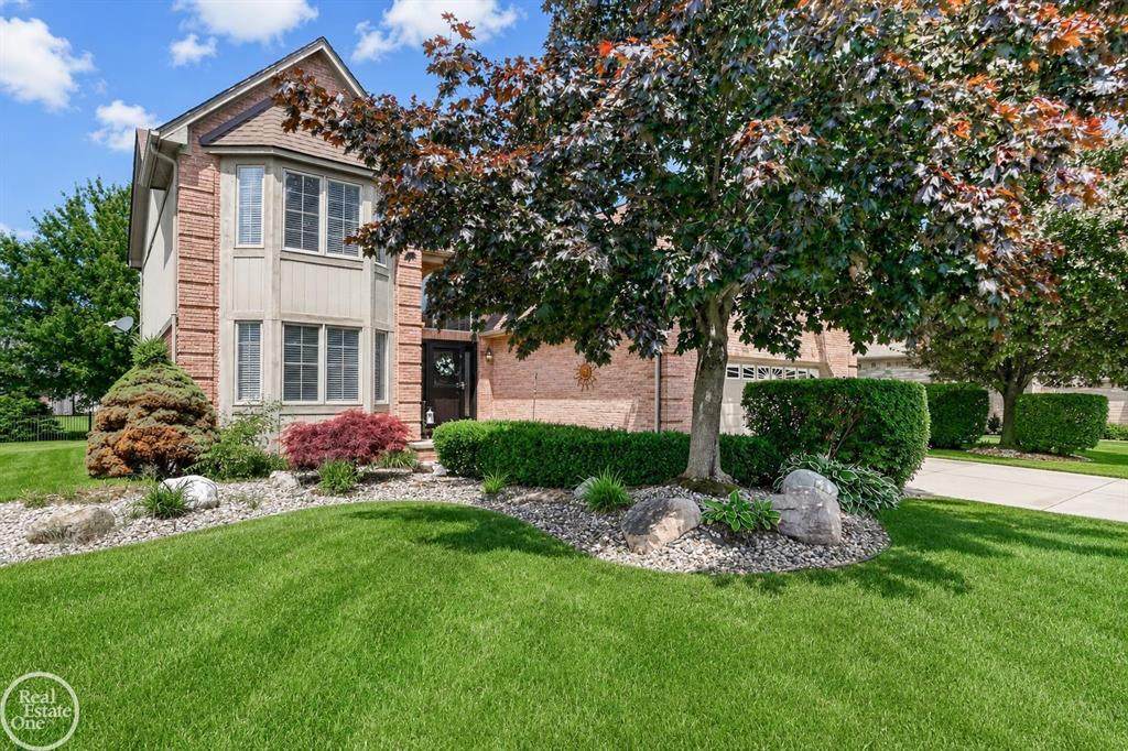 20415 Balmoral Drive - Photo 1