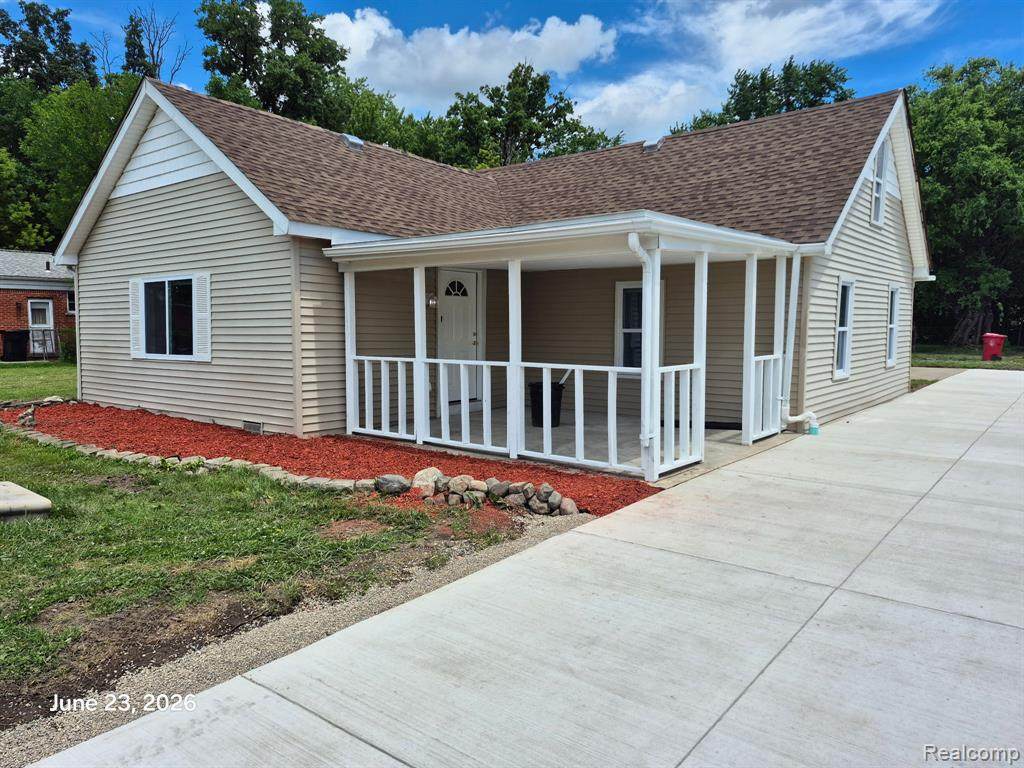 29240 Mcdonald Street - Photo 1