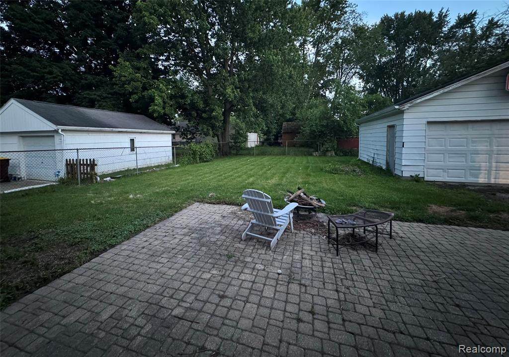 https://bt-photos.global.ssl.fastly.net/michigan/orig_boomver_1_661453210-2.jpg