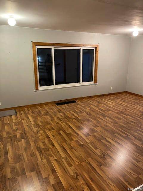 639 28th Street - Photo 1